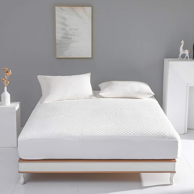 Twin Size Bed Waterproof Mattress Protector Fitted Mattress Pad Cover with Deep Pocket Up to 15''