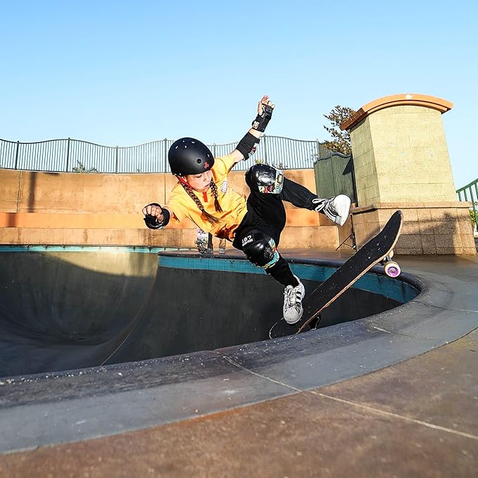 Triple Eight Lil 8 Kids Helmet – Ideal for Biking, Skateboarding, in-Line Skating, Rollerblading and Scooter